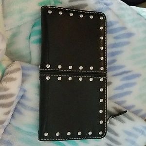 SOLD***Michael Kors Astor Wallet